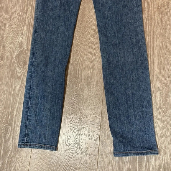 LOFT Modern Skinny Stretch Distressed Jeans 2P - Picture 12 of 14